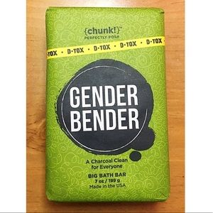 Chunk! Perfectly Posh gender bender big bath bar